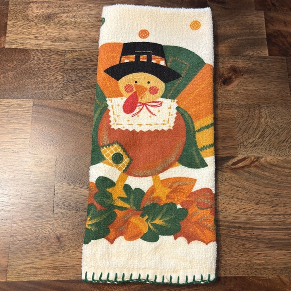 4 Holiday Dish Towels Xmas & Thanksgiving Fall 2 are OEKO-TEX & NWT - Picture 4 of 13